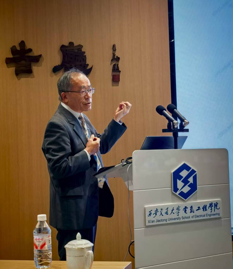 图片包含 男人, 室内, 人, 站AI 生成的内容可能不正确。
